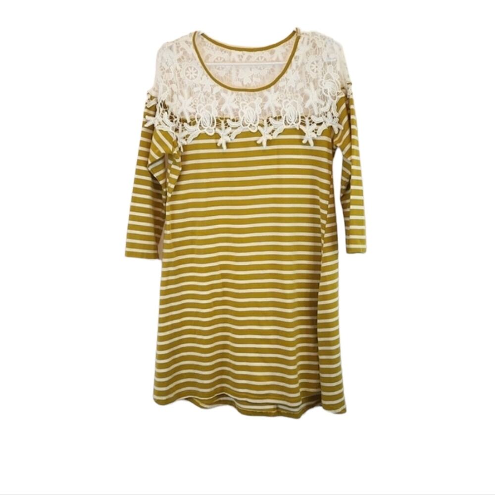 Umgee Mustard Yellow & White Striped Crew‎ Neck Lace Design 3/4 Sleeve Dress SM